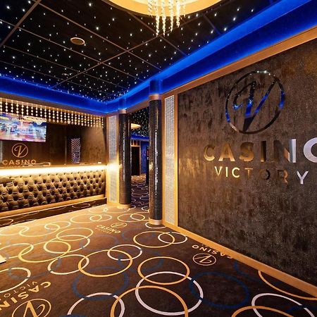 Hotel Victory Popuvky エクステリア 写真