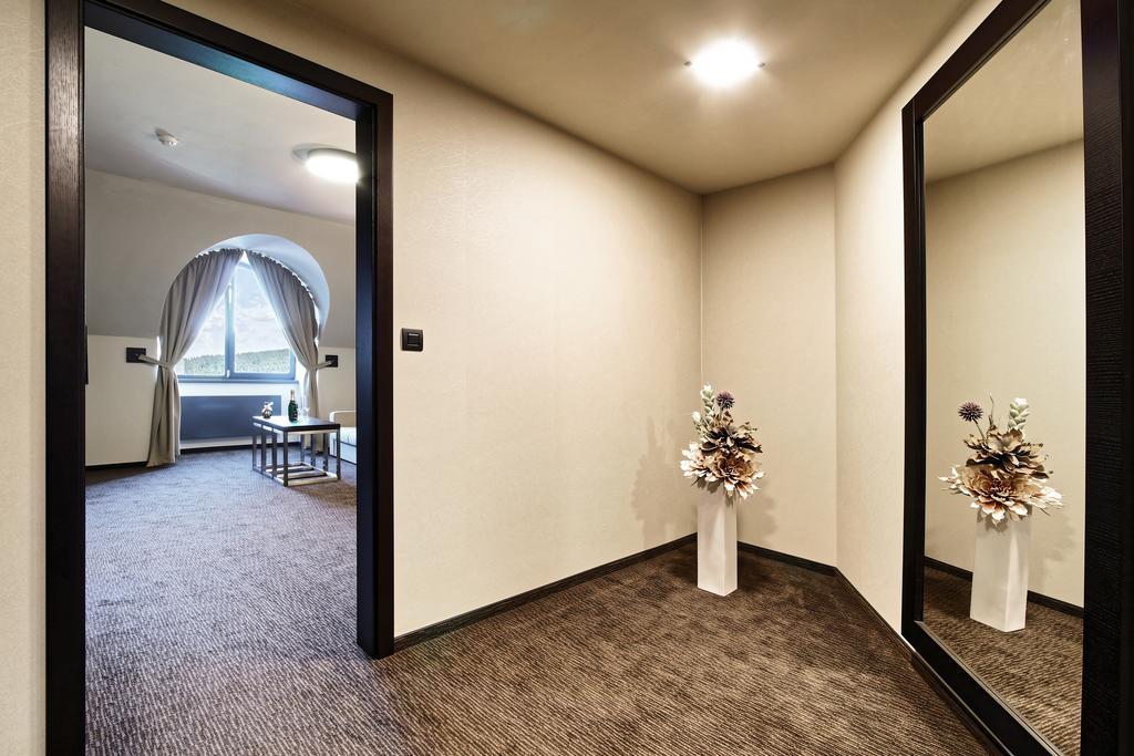 Hotel Victory Popuvky エクステリア 写真