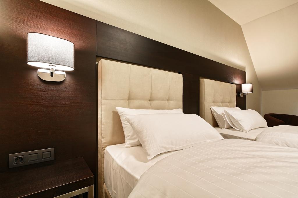 Hotel Victory Popuvky エクステリア 写真