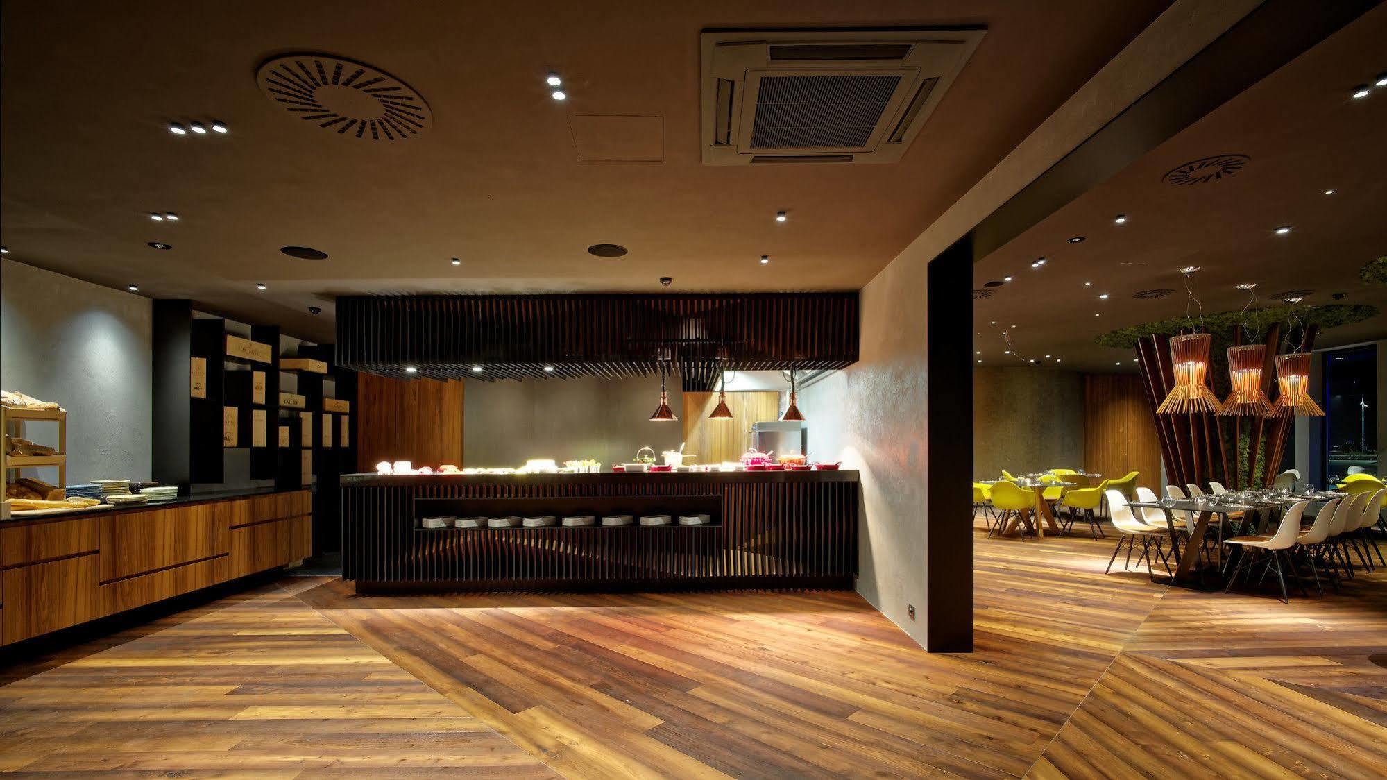 Hotel Victory Popuvky エクステリア 写真