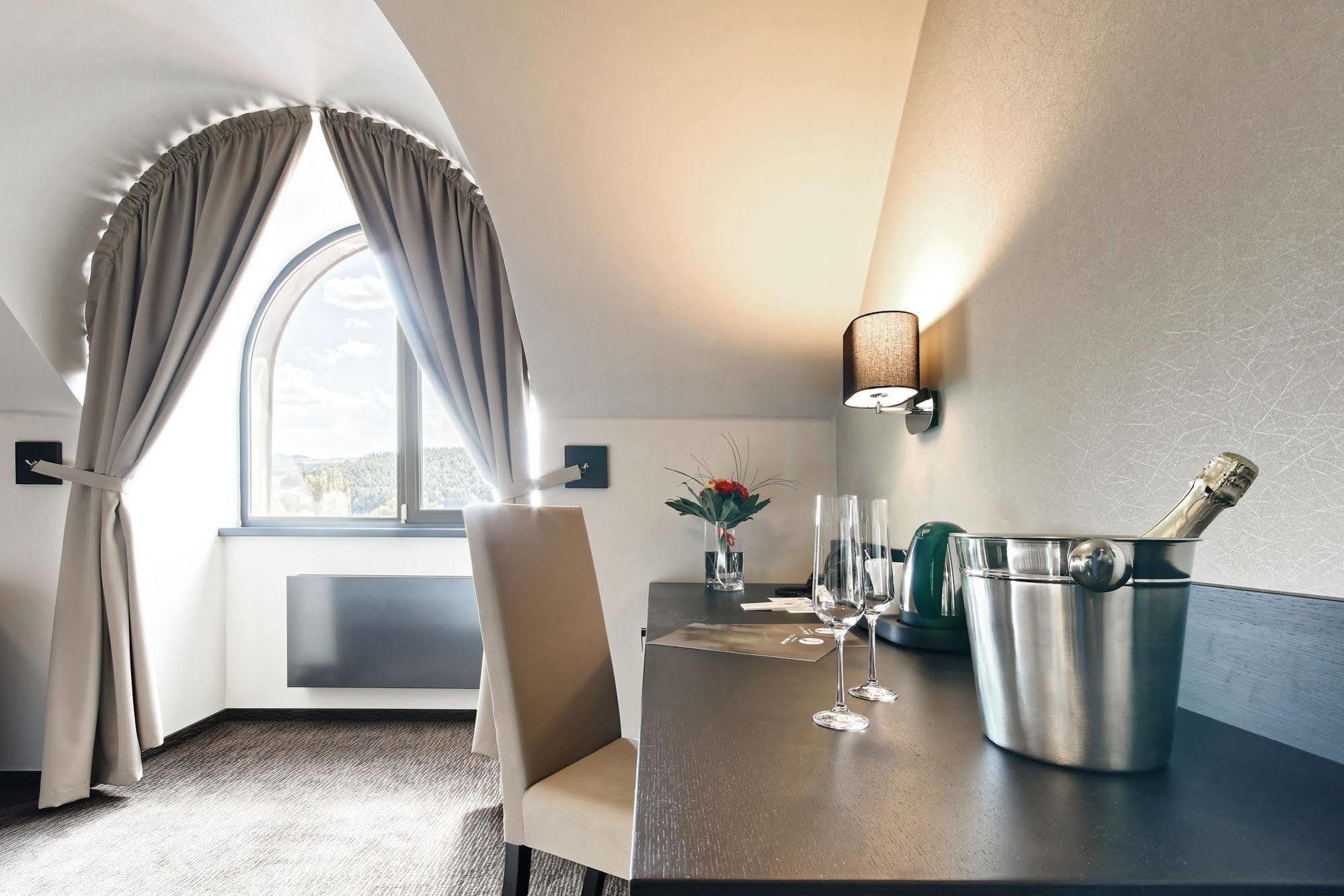 Hotel Victory Popuvky エクステリア 写真